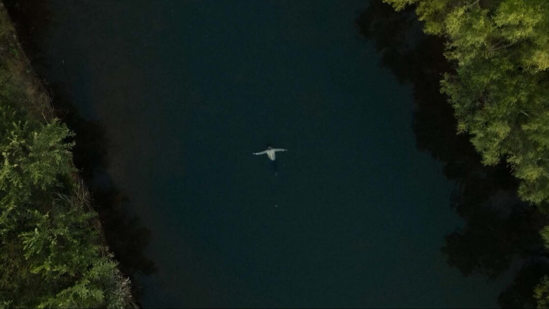 Stuart Joel Nuggett and David Garnham & TRTL – Ilbingini Agiyabarda (When the water goes down) (Official Music Video)